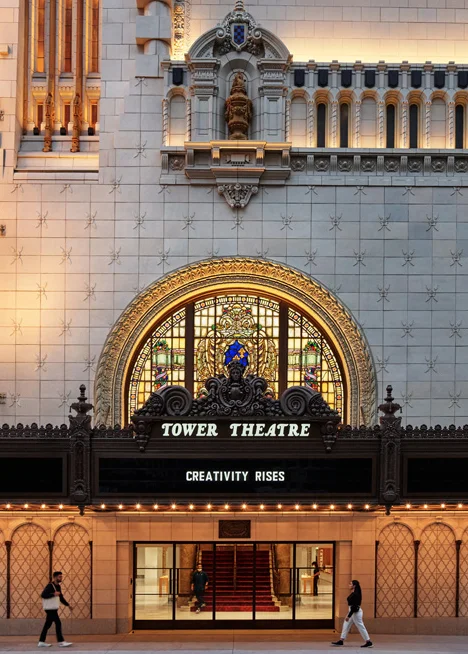 Abrió el Apple Tower Theatre en el centro de los Ángeles Apple Tower Theatre