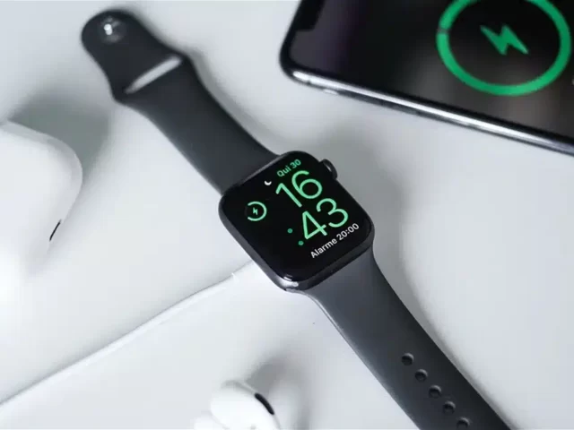 apple-watch-cargando.1682335455.3068